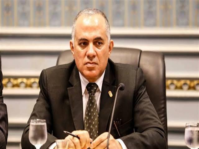 محمد عبد العاطى وزير الرى