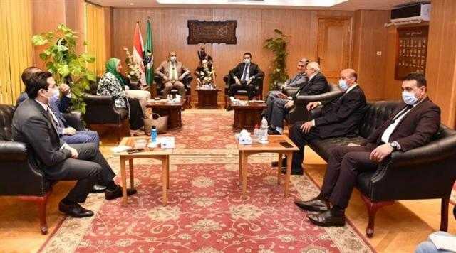 محافظ الفيوم يستقبل أعضاء مجلس الشيوخ عن المحافظة